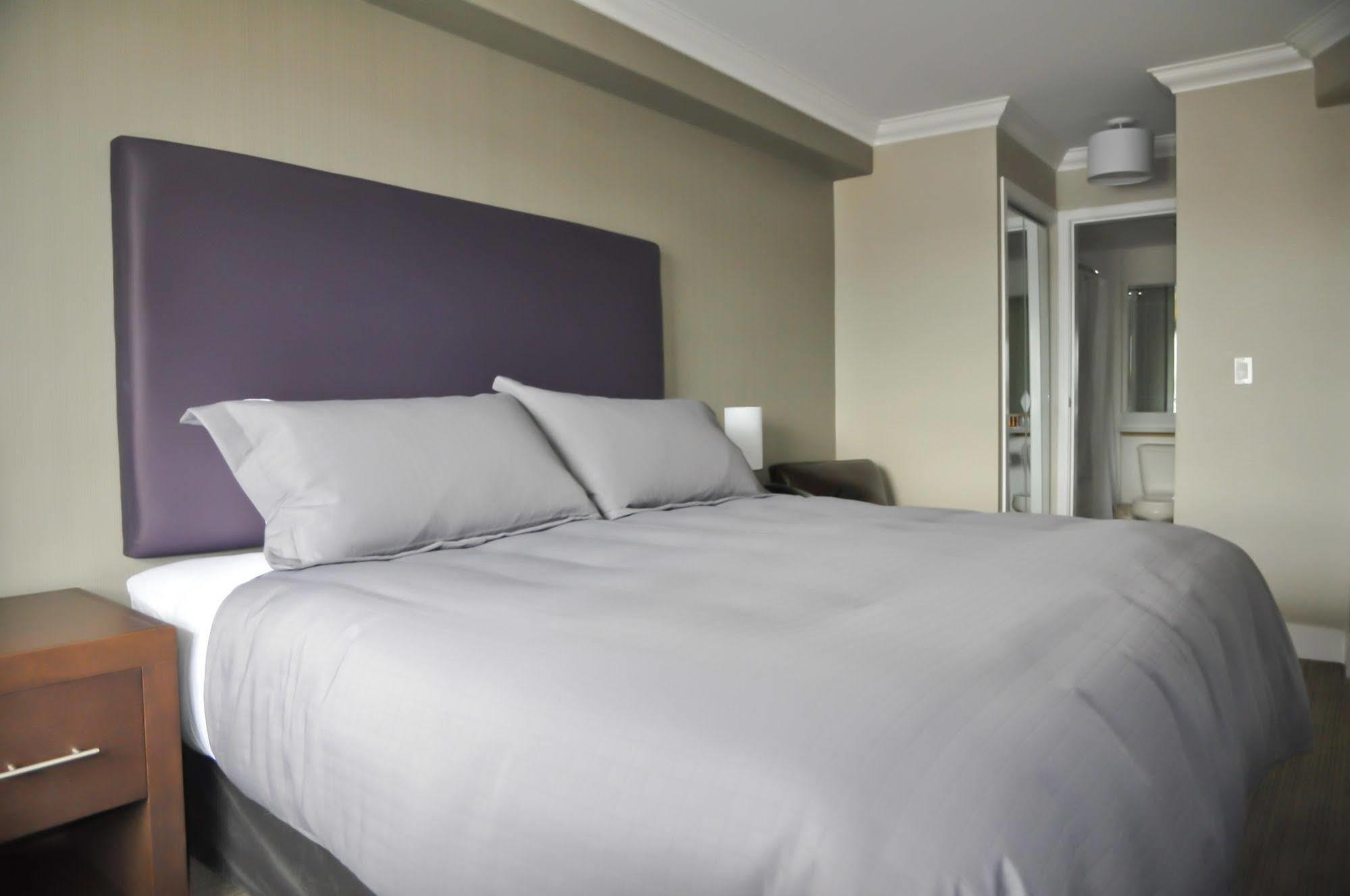 Sandman Hotel And Suites Abbotsford Exterior foto
