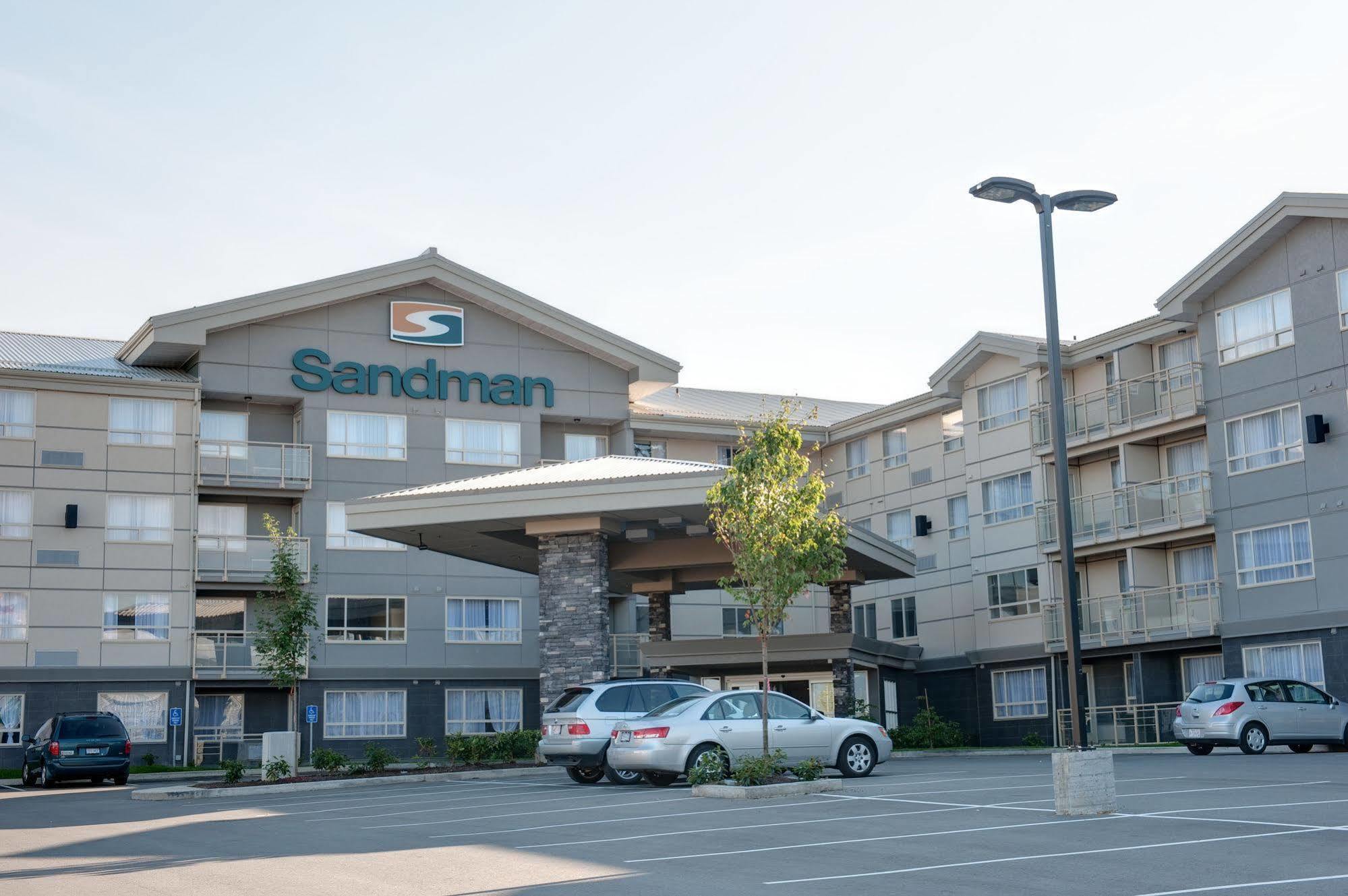 Sandman Hotel And Suites Abbotsford Exterior foto